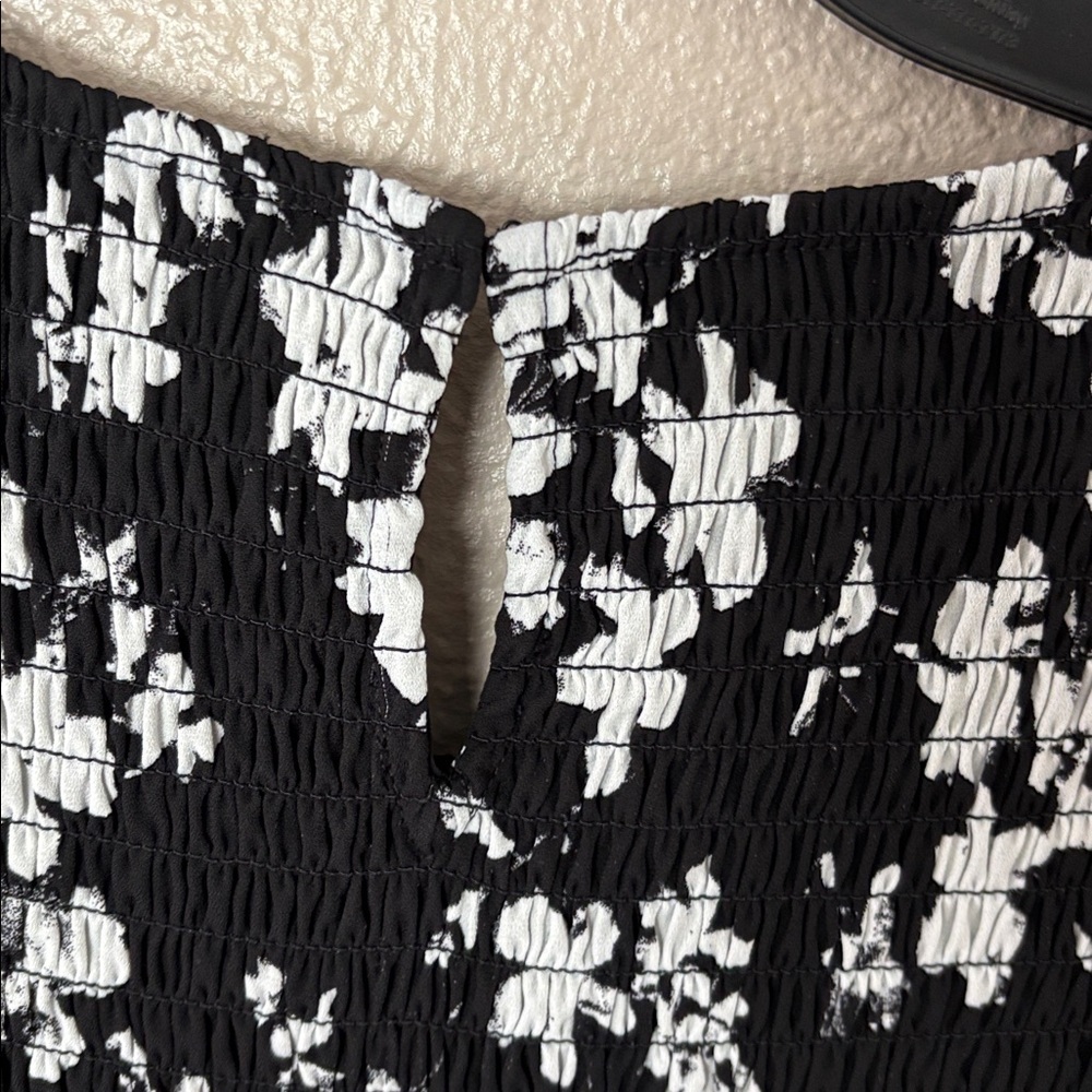 NWT Anne Klein Smocked-Bodice Tiered Maxi Dress in Black/White print XL - Picture 6 of 8